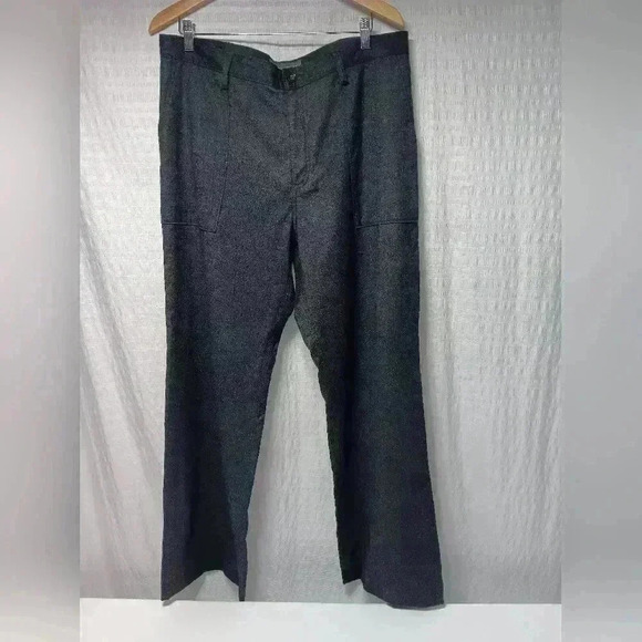 97% Wool Cargo Pants by Banana Republic. Men's size 36x32 - Picture 2 of 8